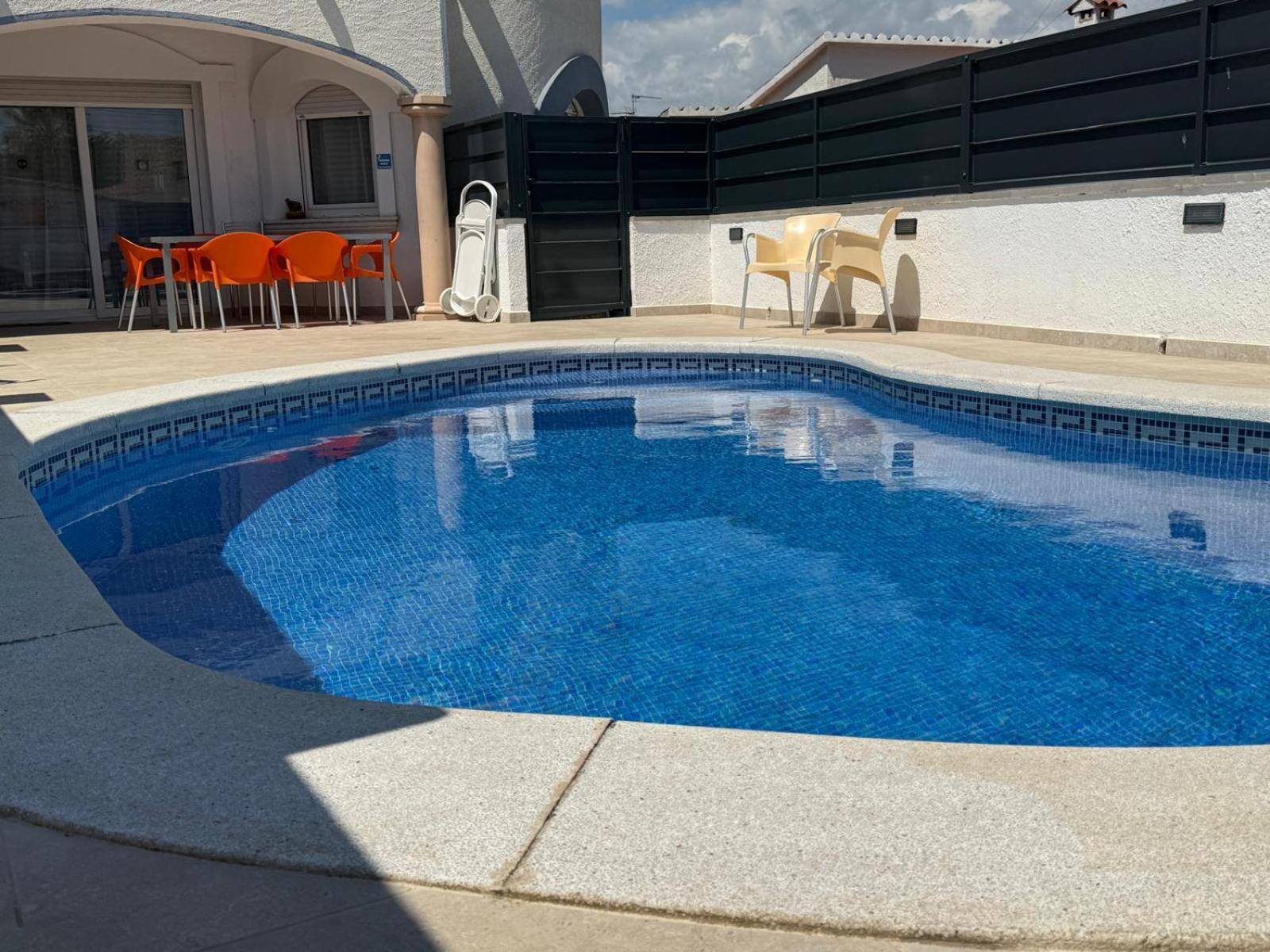 Raquel Koky Villa Empuriabrava Eksteriør billede